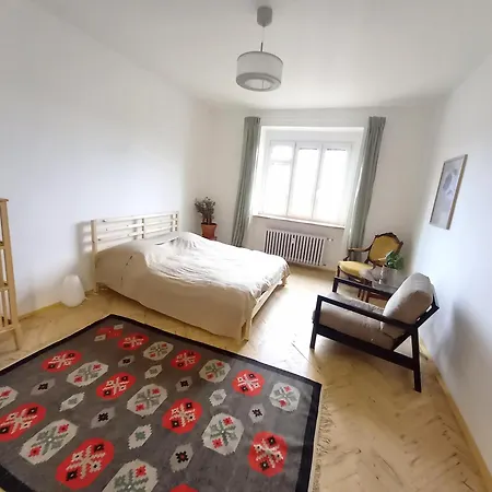 Stylovy A Slunny S Umeleckym Nadechem V Blizkosti Centra