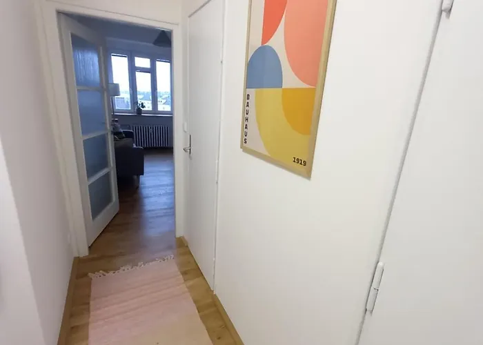 Stylovy A Slunny S Umeleckym Nadechem V Blizkosti Centra * براغ